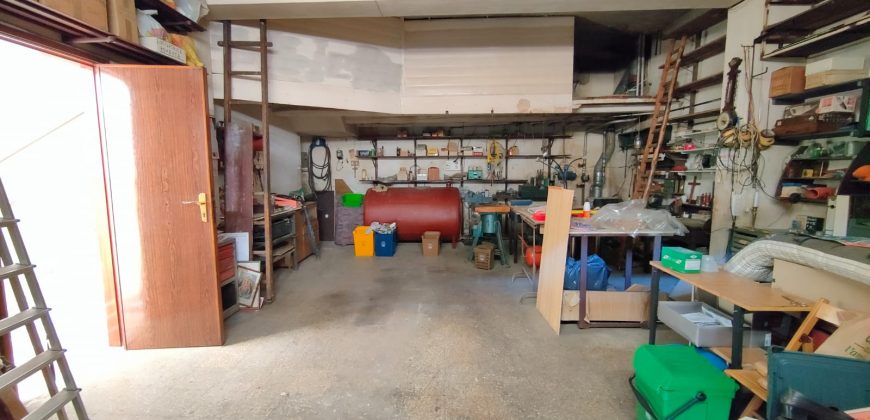 Casa singola con garage