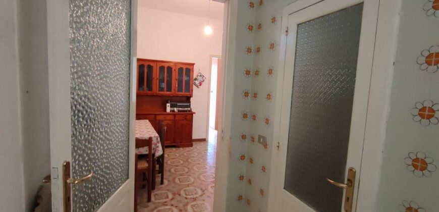 Appartamento con terrazzino