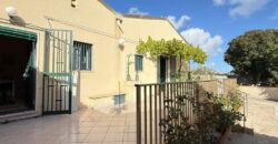 Casa in Pietra Locale