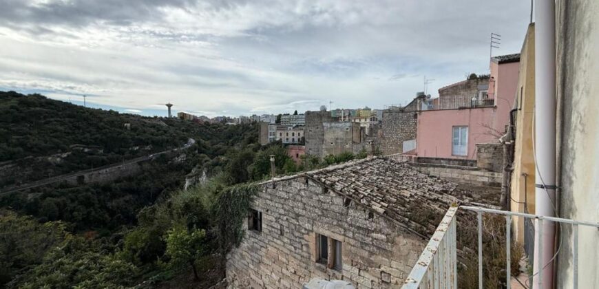 Casa con giardino in Vendita a Ragusa
