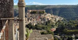 Casa con giardino in Vendita a Ragusa