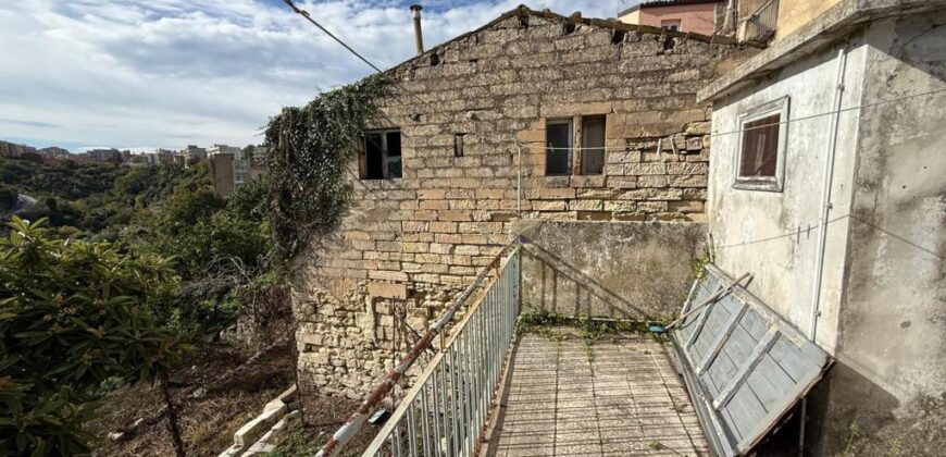 Casa con giardino in Vendita a Ragusa