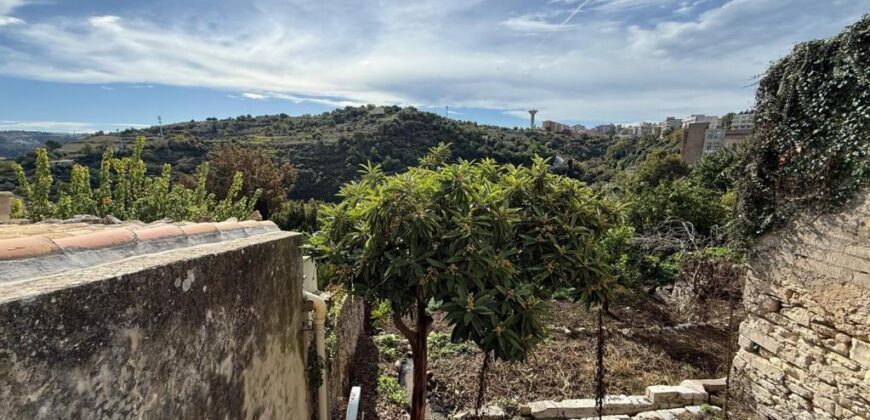 Casa con giardino in Vendita a Ragusa