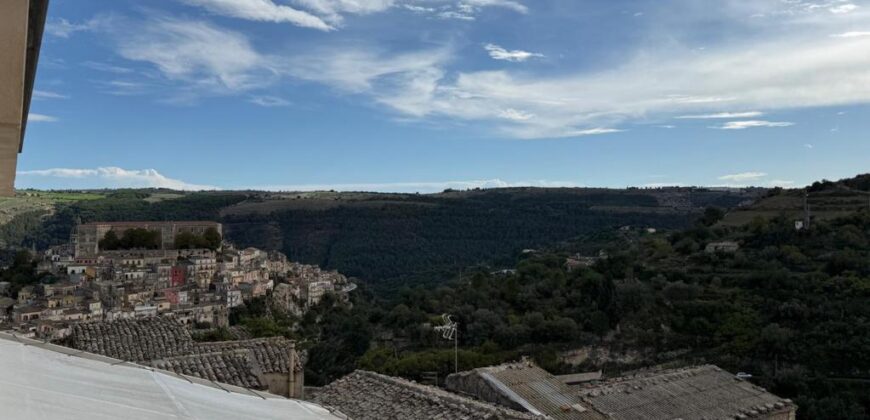 Casa con giardino in Vendita a Ragusa